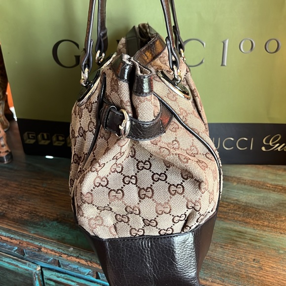 Vintage GUCCI Beige/Ebony GG Canvas Full Moon Medium Tote Bag - Picture 4 of 15